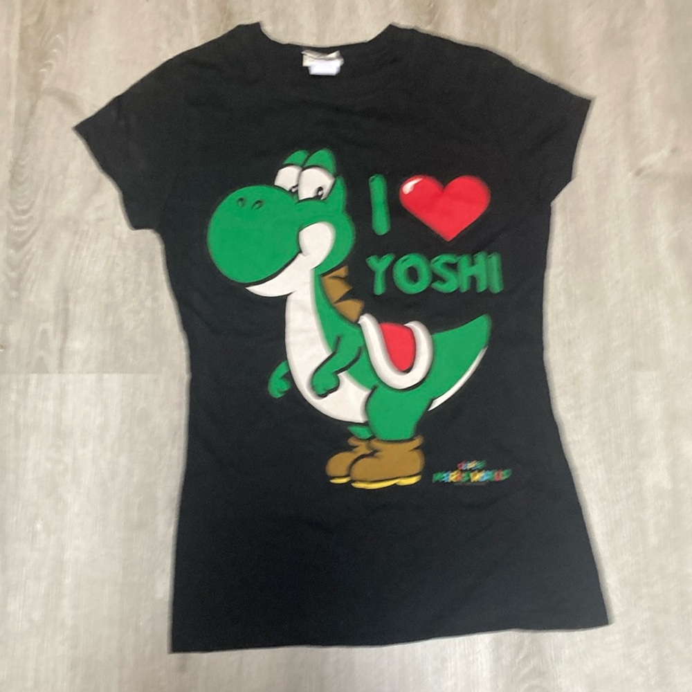 Extra Small - I ❤️ Yoshi Super Mario Bros Nintendo shirt